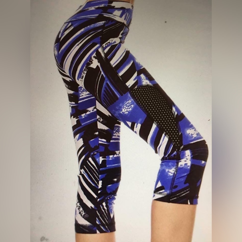 Athletic Capri Leggings Size Small/ Medium